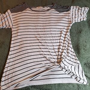 Striped Black and White Short Sleeve Tee